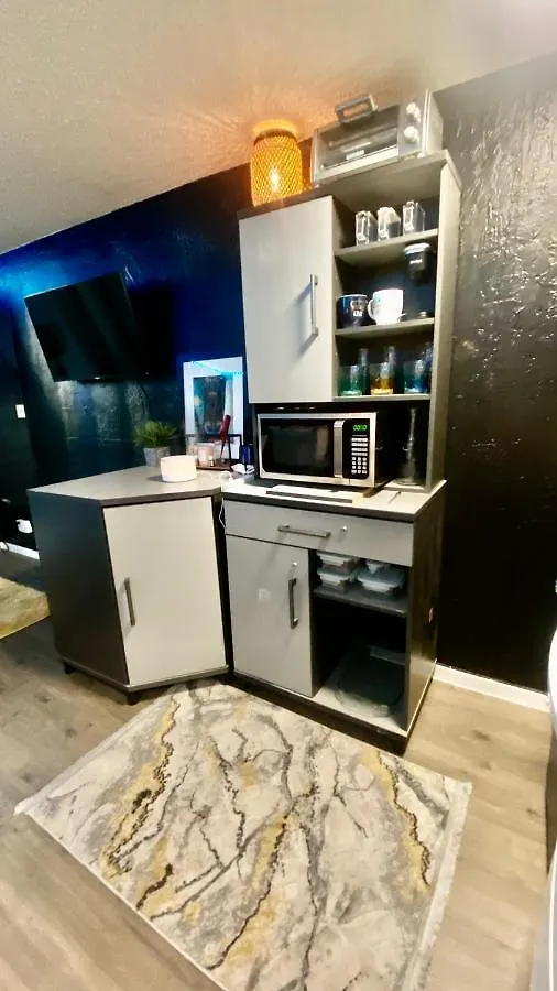 Lewers Studio Suite Honolulu