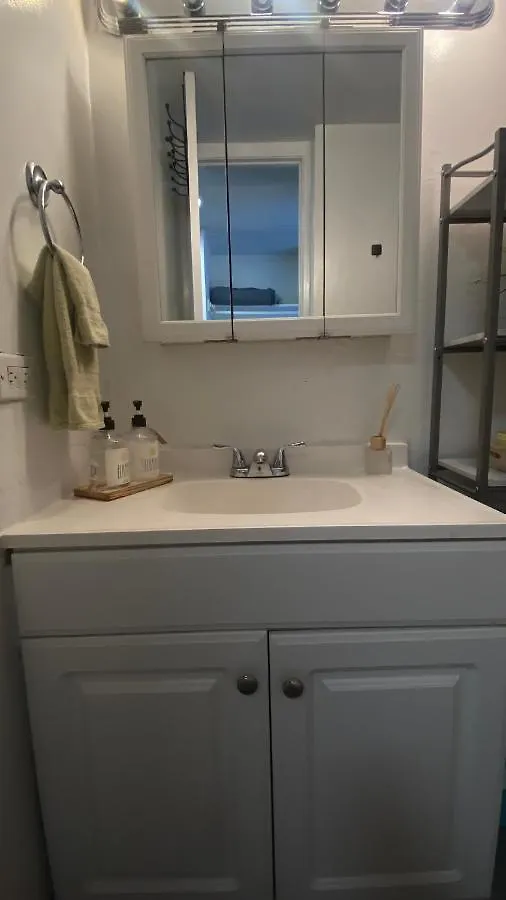 Daire Lewers Studio Suite Honolulu